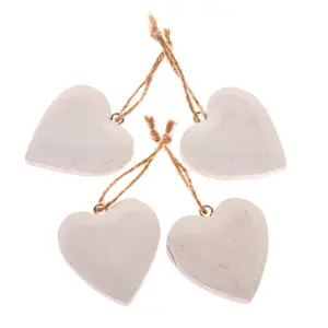 Dřevěné závěsné srdce, sada 4ks, bílá